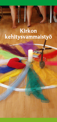 Kirkon kehitysvammaistyö -esite